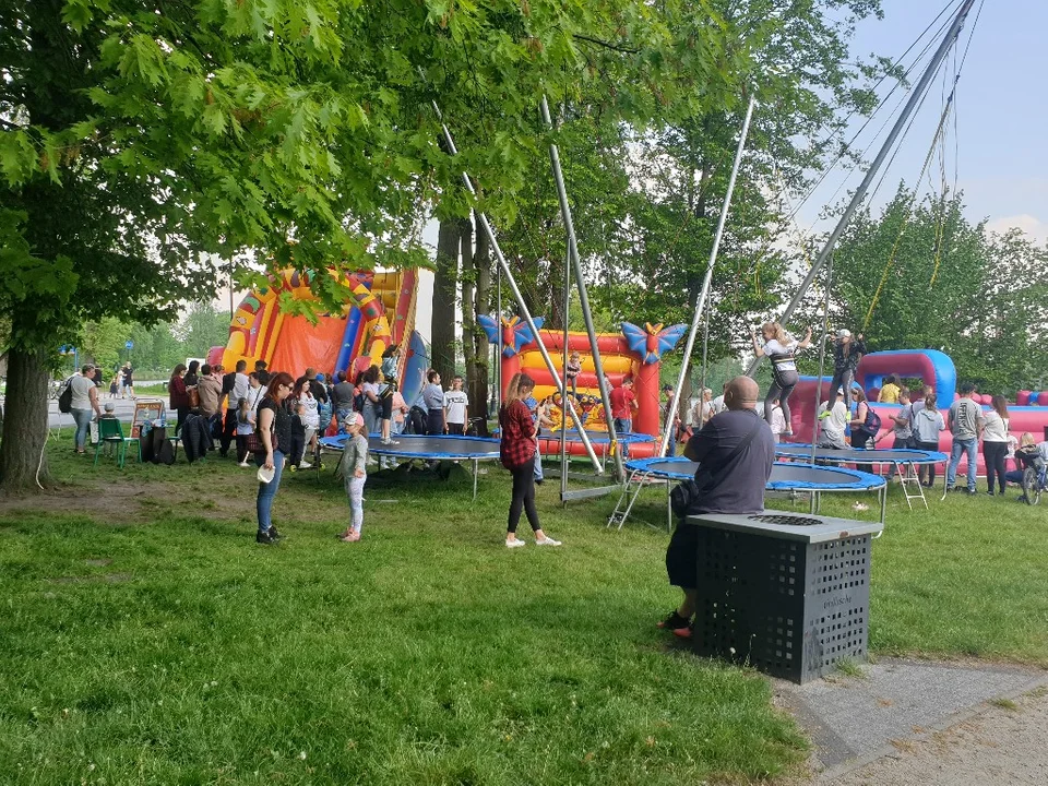 Moc atrakcji na Festiwalu Baniek Mydlanych w Zgierzu. Dzieciaki były uradowane, to wszystko dla nich [zdjęcia]