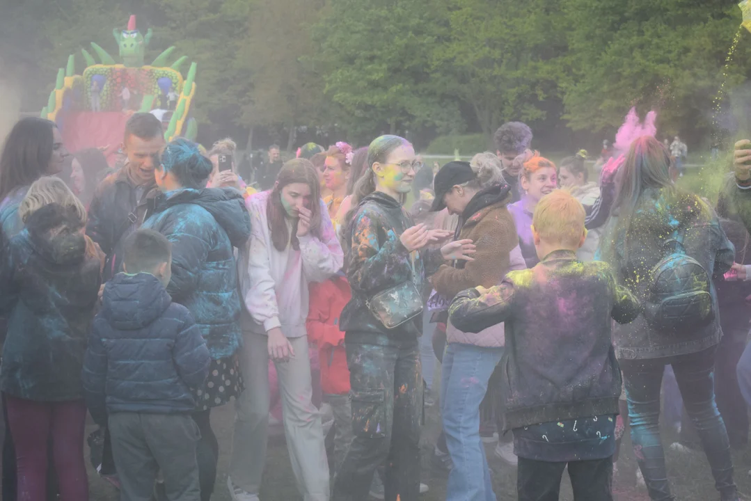Holi Święto Kolorów na Stawach Jana w maju