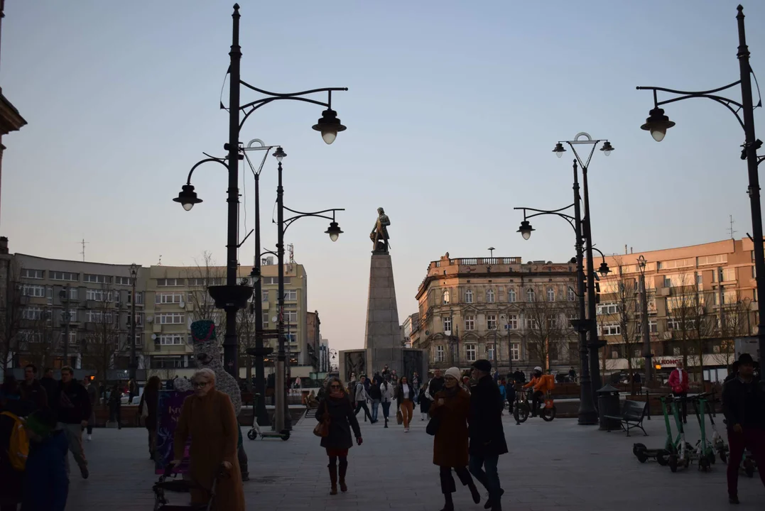 Plac Wolności w Łodzi po otwarciu