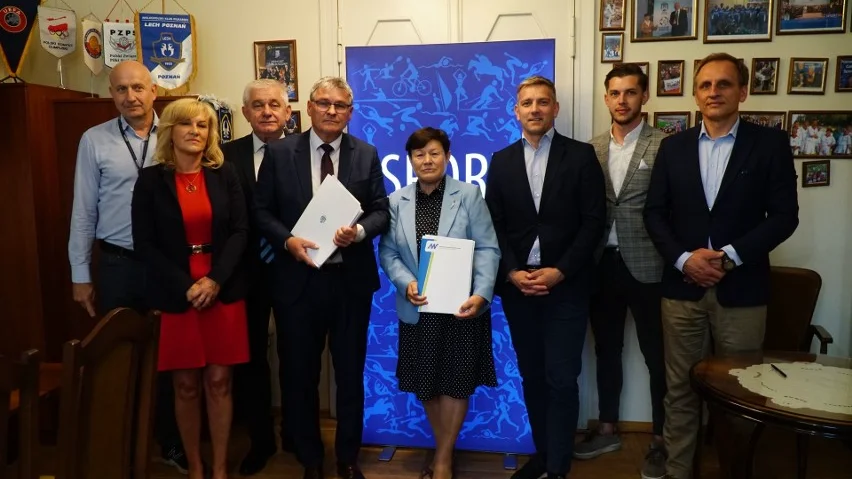 Podpisanie umowy odbyło się w Urzędzie Miasta Poznania
