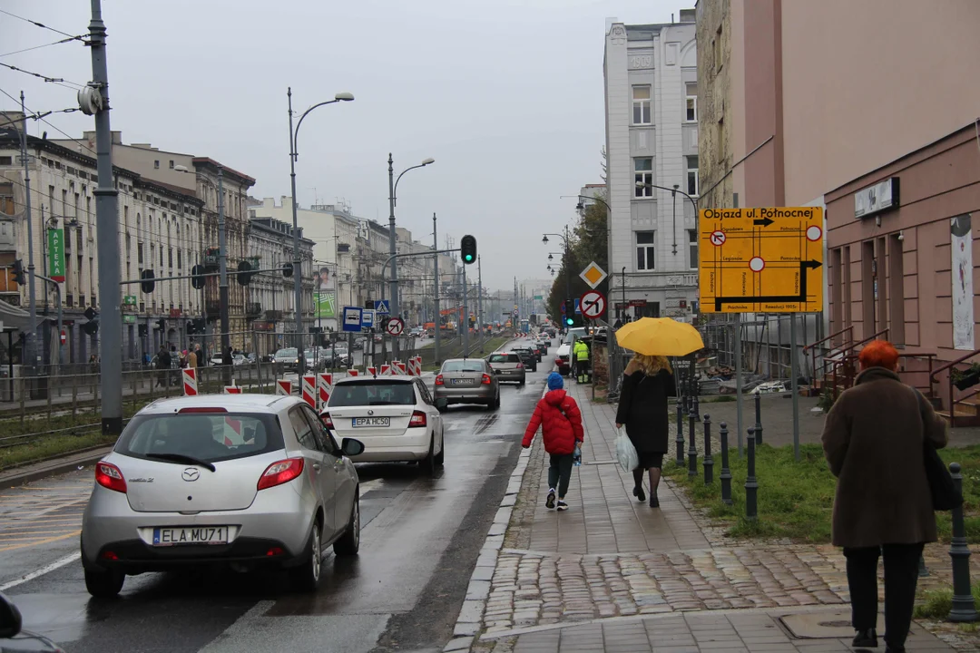 Przebudowa skrzyżowania ulic Zachodniej z Legionów w Łodzi - stan na 21.10.2023 r.