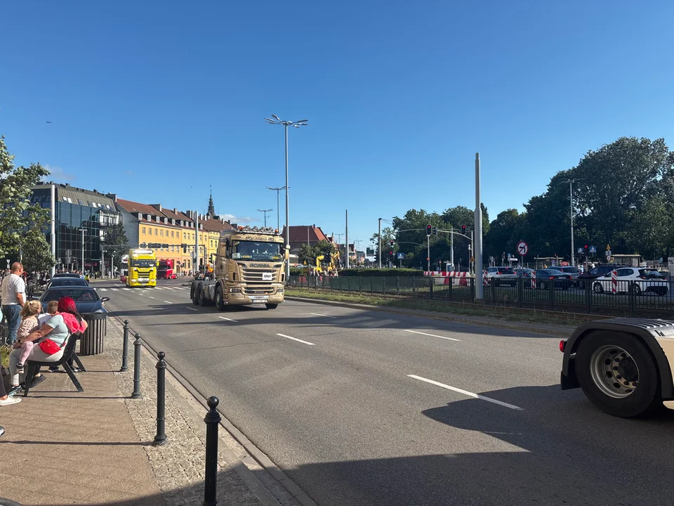 Widowiskowa parada Scanii przyciągnęła tłumy