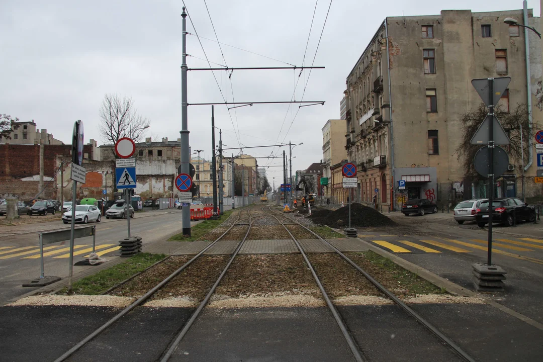 Budowa przystanku kolejowego Łódź Śródmieście - stan na 18.03.2024 r.