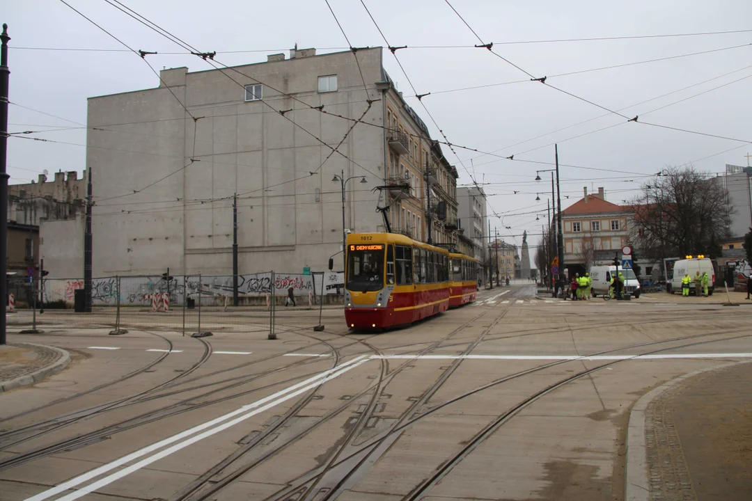 Tramwaje i autobusy MPK Łódź powróciły na Legionów