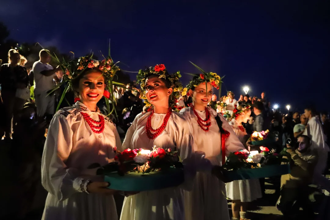 Wianki w Płocku. Setki płocczan na bulwarach [ZDJĘCIA] - Zdjęcie główne