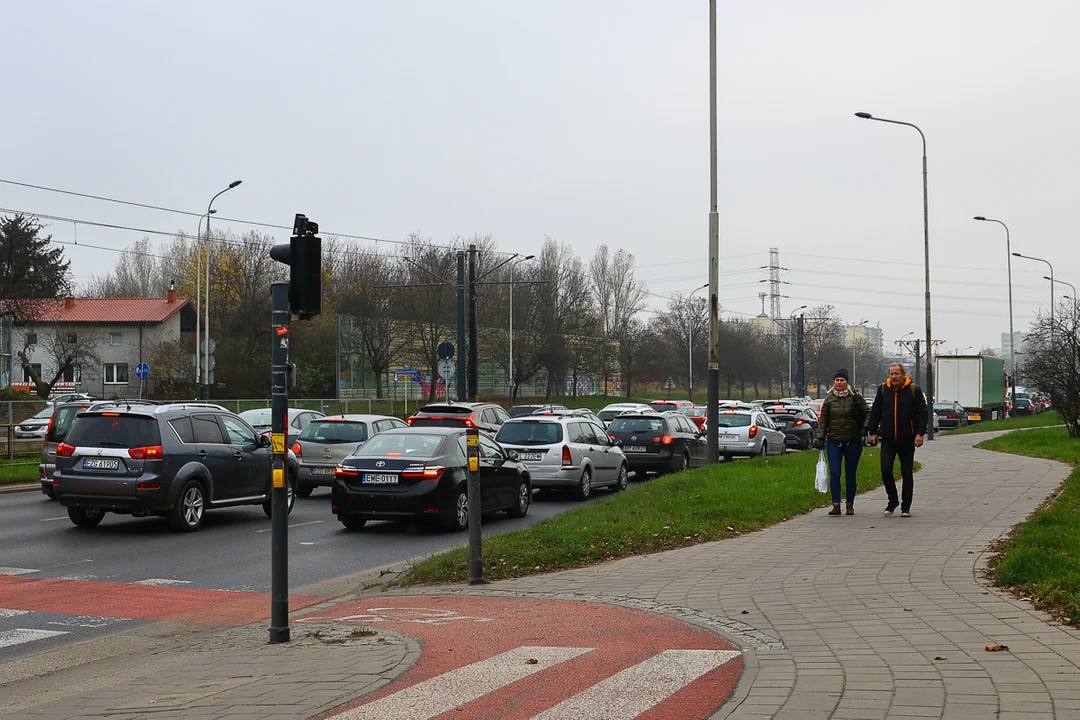 Korki na al. Włókniarzy w Łodzi