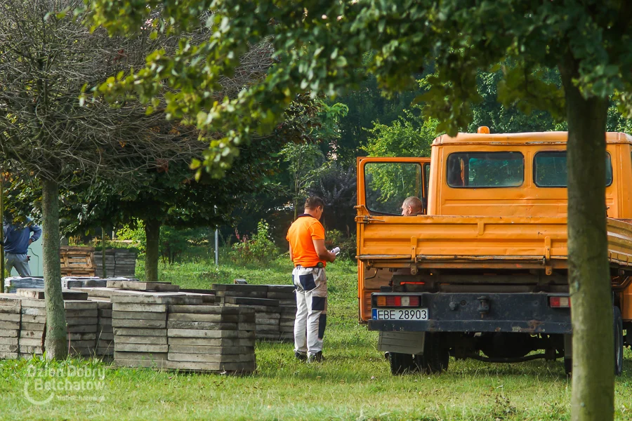 Remont parku Jeziorańskiego