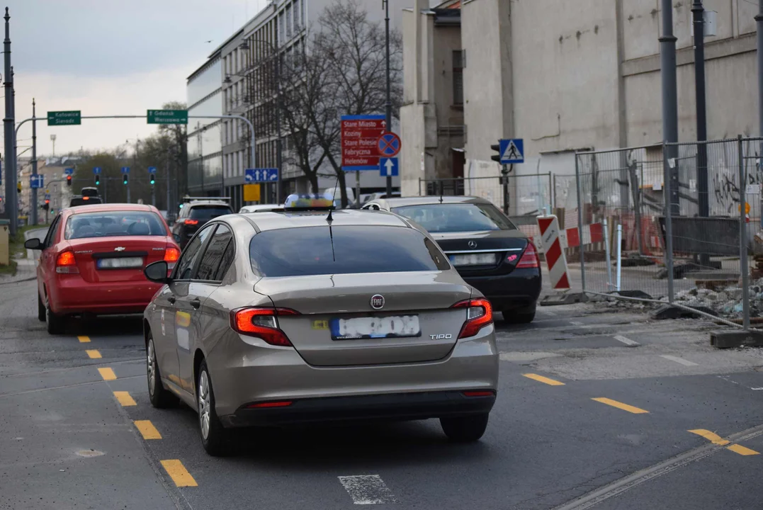 Niebezpiecznie na Zachodniej w Łodzi. Kierowcy przecierają oczy ze zdziwienia