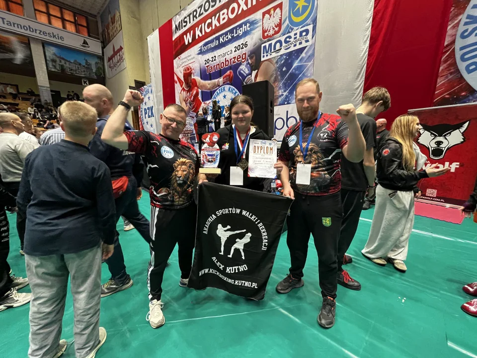 Znów złoto! Kolejne Mistrzostwo Polski dla kutnowskiej kickboxerki (ZDJĘCIA)