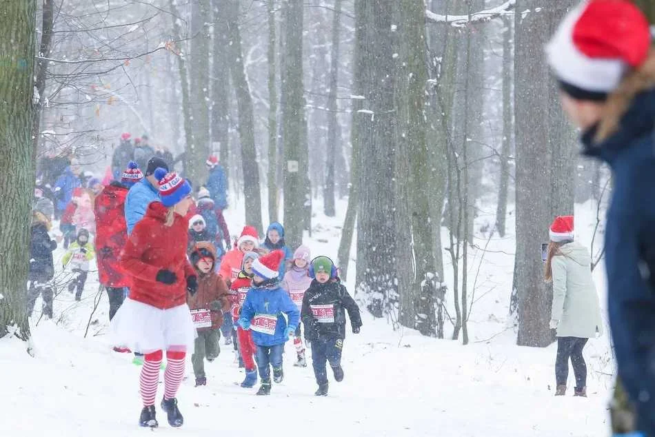 Xmas Run 2023 w Lesie Łagiewnickim w Łodzi