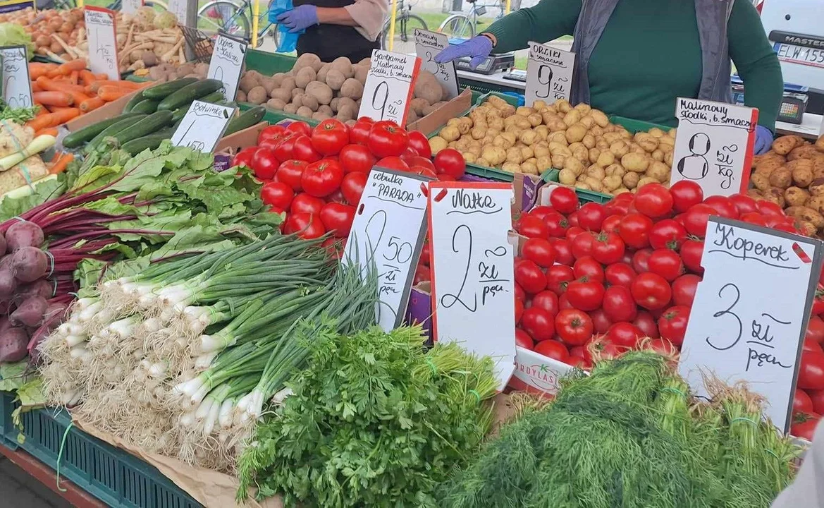 Ceny owoców i warzyw na Bałuckim Rynku (11.05)