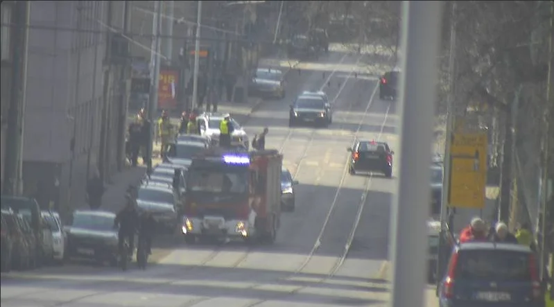 Wypadek na Pomorskiej. Utrudnienia dla podróżnych MPK