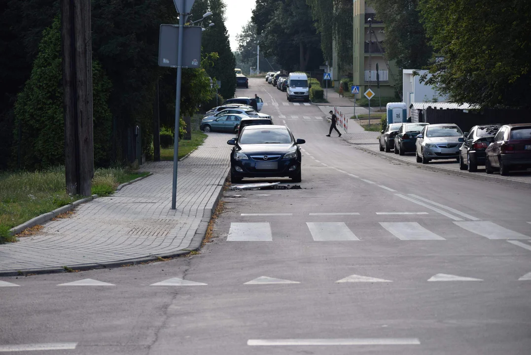 Dziury po remoncie na ul. Rembowskiego w Zgierzu