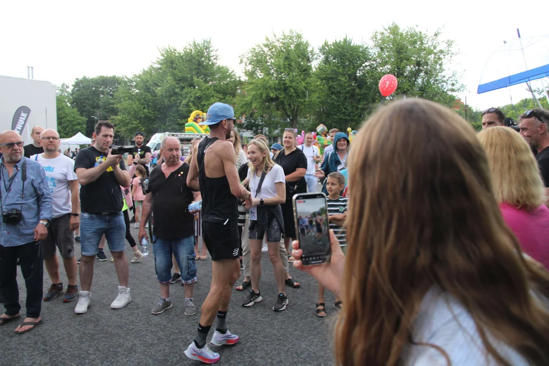 Piknik rodzinny fundacji „Daj piątaka na dzieciaka” na Bałutach