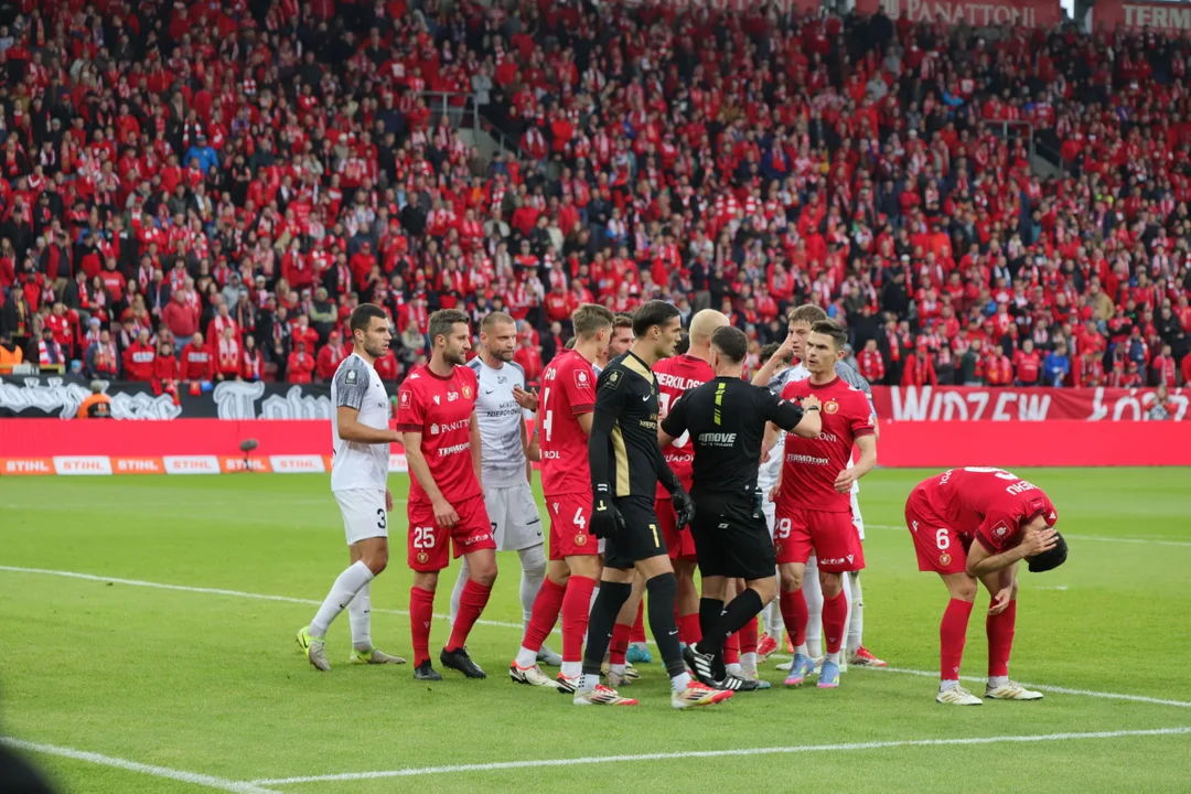 Widzew Łódź kontra Puszcza Niepołomice
