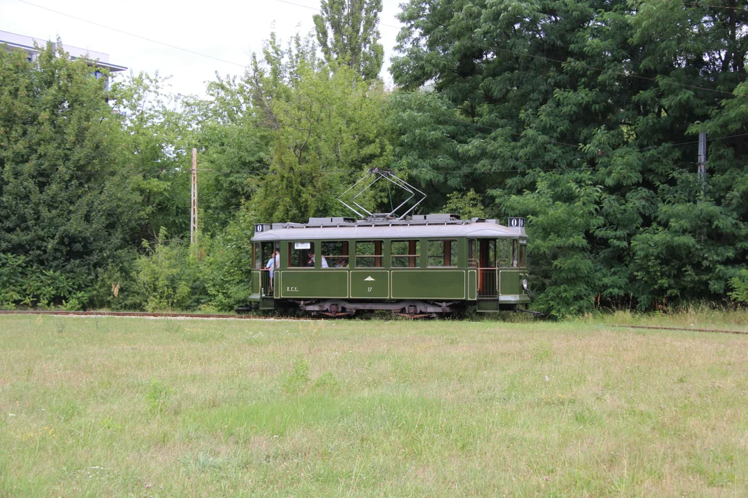 Zabytkowe tramwaje na łódzkich ulicach