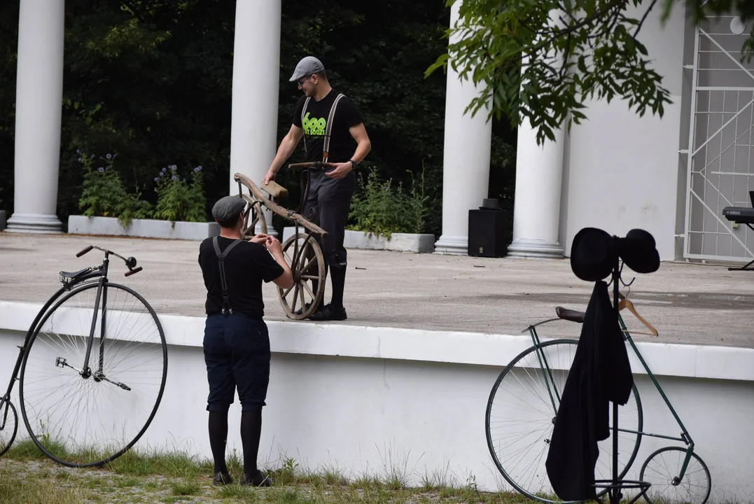 Historia rowerów w Parku Julianowskim na 600. urodizny Łodzi