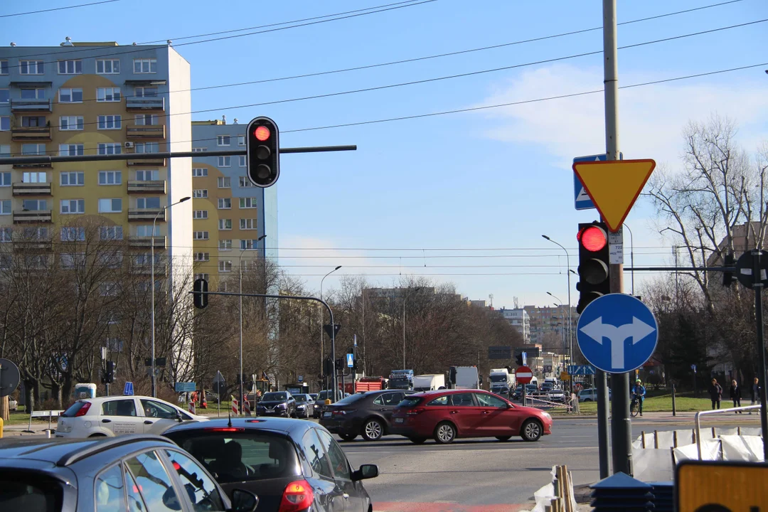 Wystartowała przebudowa trzech ulic na Bałutach