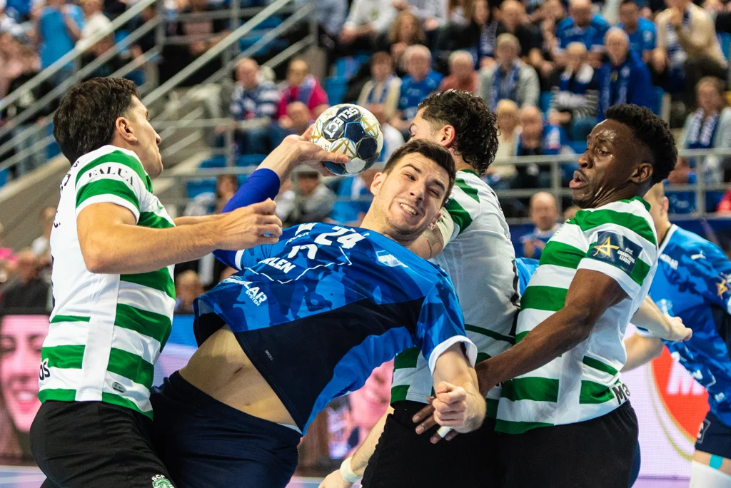 Niewykorzystane karne się zemściły. Koniec marzeń Wisły [ZDJĘCIA]