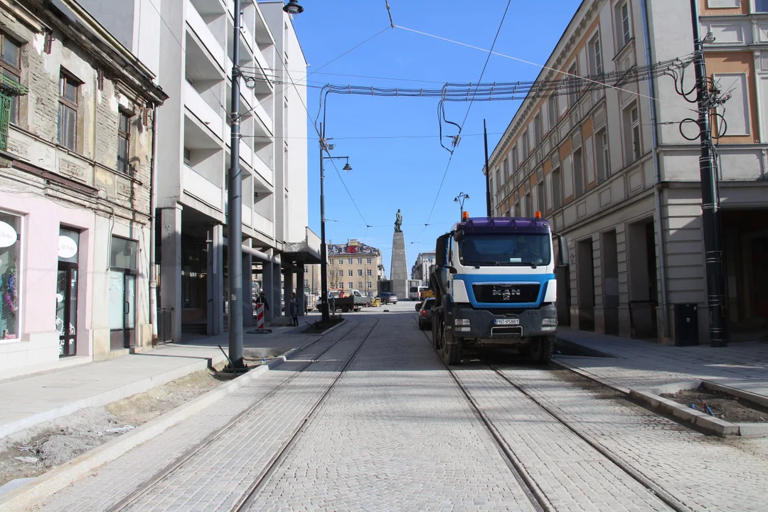 Tak wygląda plac Wolności w Łodzi na kilka dni przed oficjalnym otwarciem