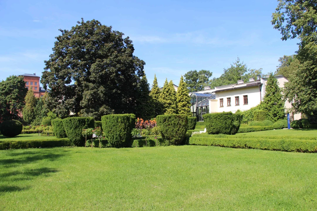 Zachwycający ogród Muzeum Pałacu Herbsta