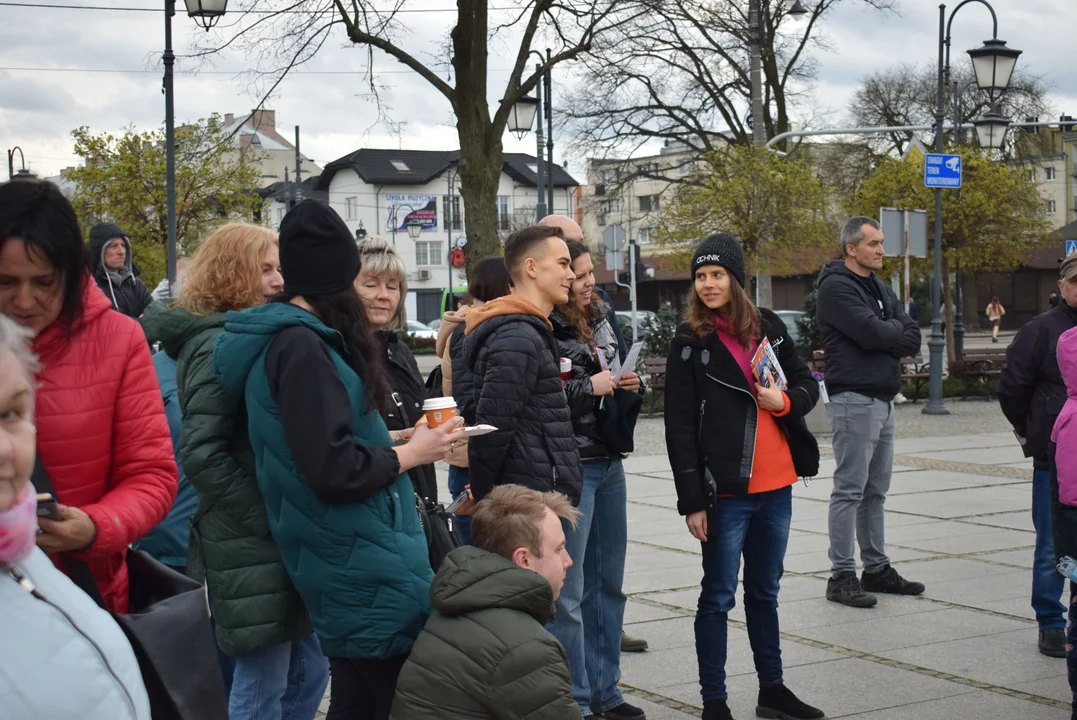 Konferencja na placu Kilińskiego w Zgierzu