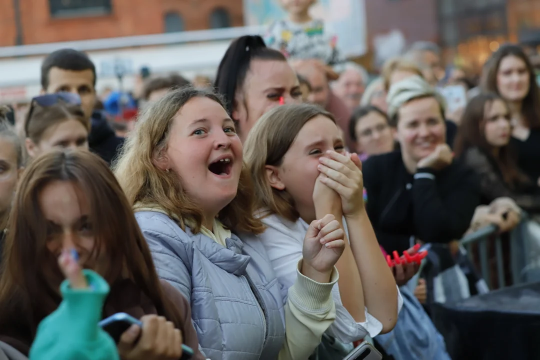 Dawid Kwiatkowski otwiera urodzinową scenę w Manufakturze