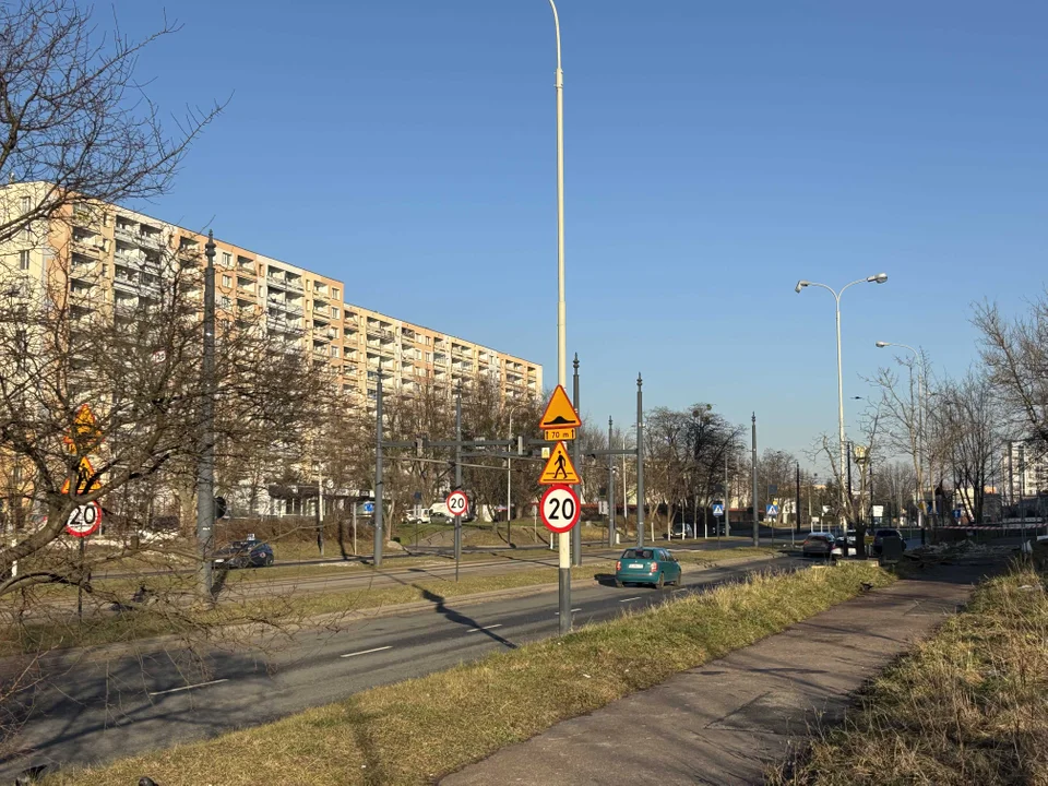 Stara kładka nad aleją Wyszyńskiego na łódzkiej Retkini wyburzona