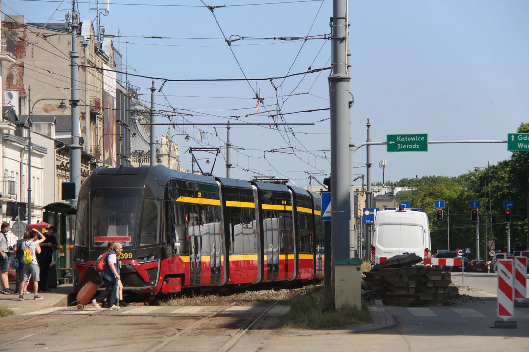 Potężne utrudnienia dla podróżnych MPK Łódź na Zachodniej w Łodzi