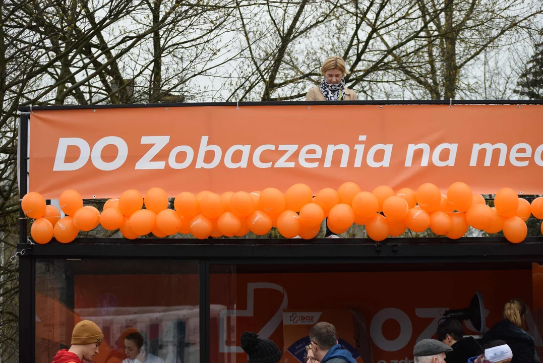 Zobacz pierwszych uczestników DOZ Maraton, którzy dotarli na metę [galeria]