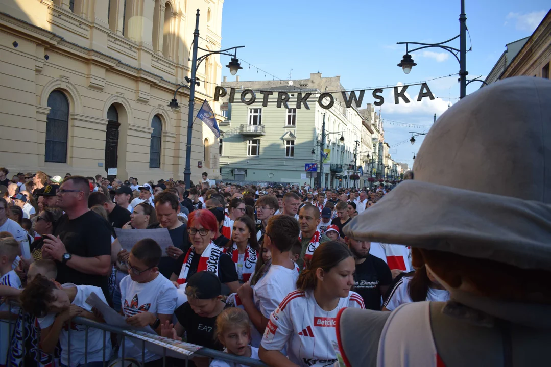 Prezentacja drużyny ŁKS-u na placu Wolności