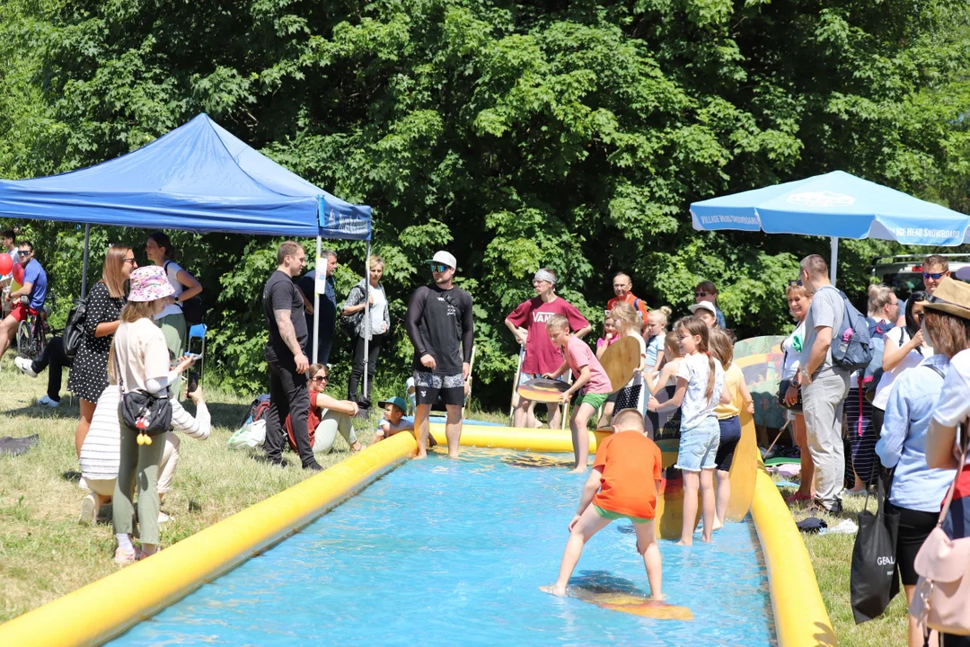 Piknik rodzinny z okazji dnia dziecka na Młynku w Łodzi