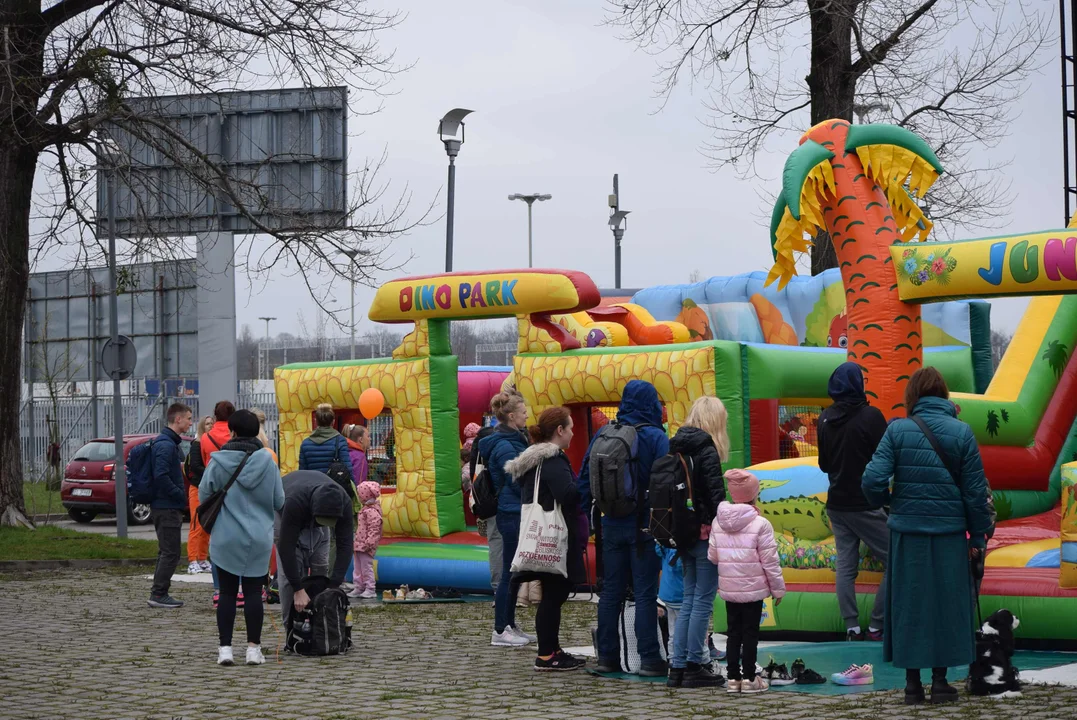 DOZ Maraton to nie tylko bieg. Mnóstwo atrakcji dla najmłodszych na Pikniku DOZ [galeria]