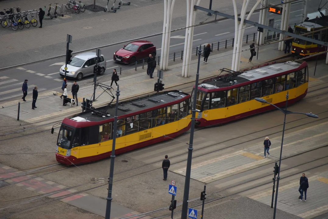 MPK Łódź zależy na stopniowym wycofaniu tramwajów wysokopodłogowych. Na razie jednak niska podłoga jest w mniejszości [ZDJĘCIA] - Zdjęcie główne