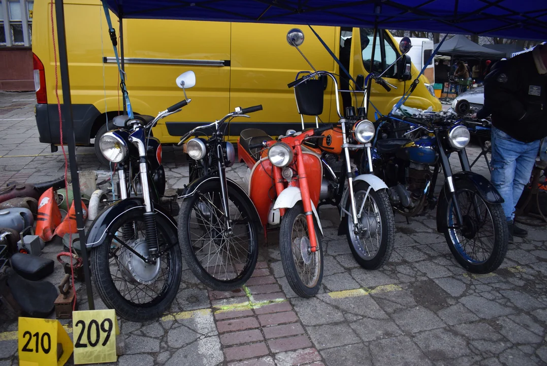 Zimowa edycja Moto Weteran Bazar 2025