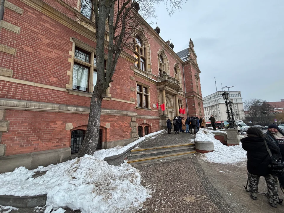 Jedna dzielnica, wiele emocji. Mieszkańcy Olszynki wyszli na ulicę