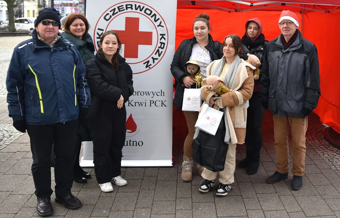 Kolejna akcja krwiodawstwa w Kutnie zakończona sukcesem! (ZDJĘCIA) - Zdjęcie główne