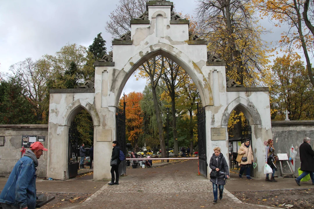 Wszystkich Świętych 2023 - cmentarze Ogrodowa