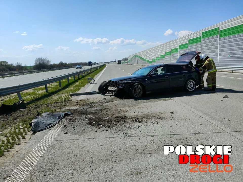 Wypadek na autostradzie pod Piotrkowem