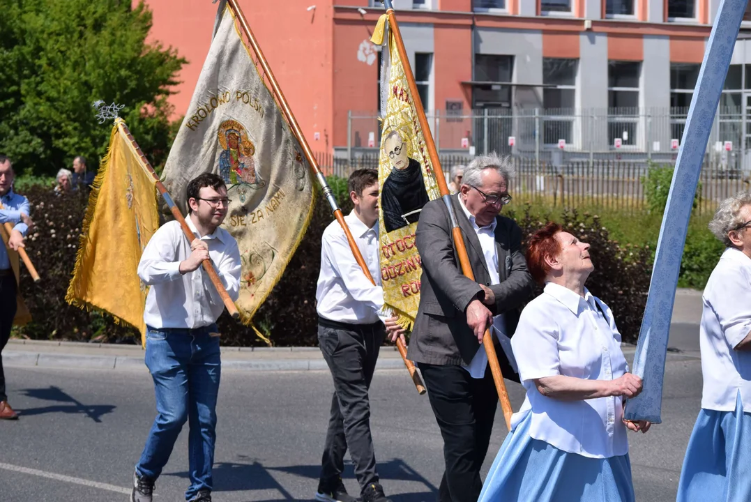 Procesje Bożego Ciała przeszły ulicami Łodzi