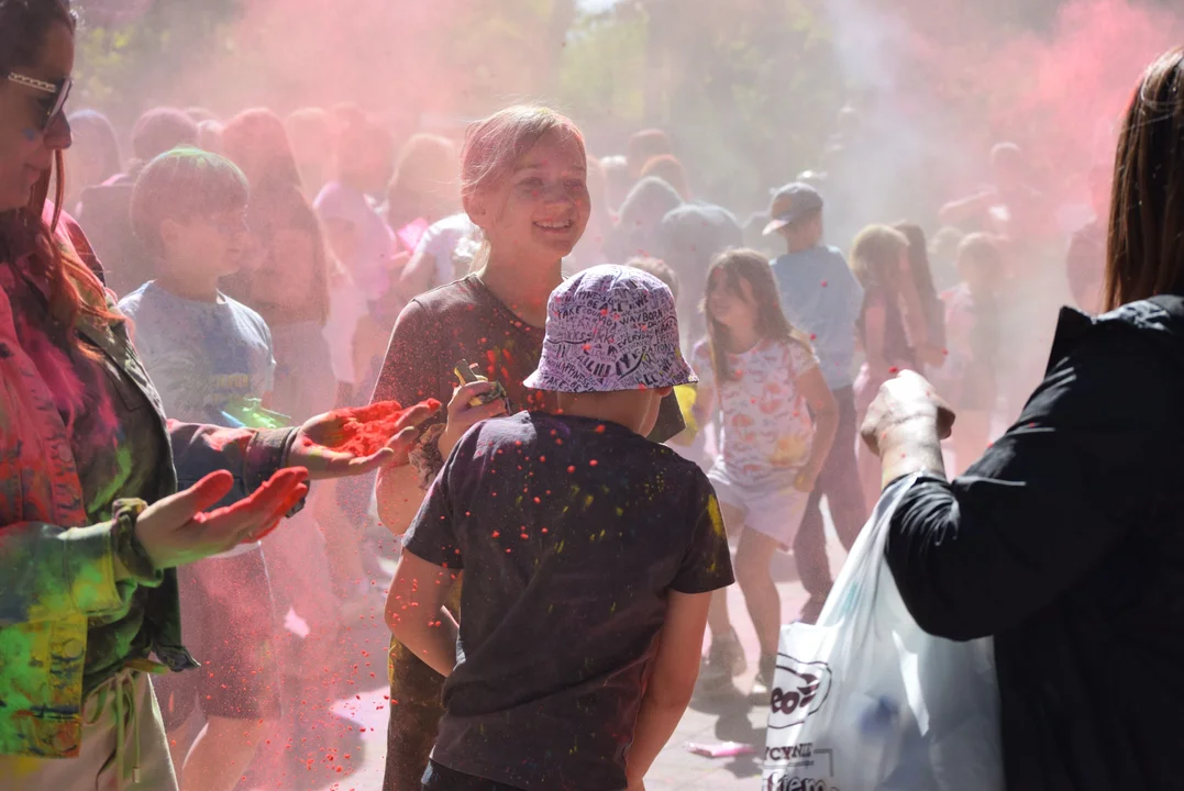 Festiwal baniek mydlanych i kolorów w Parku Miejskim w Zgierzu