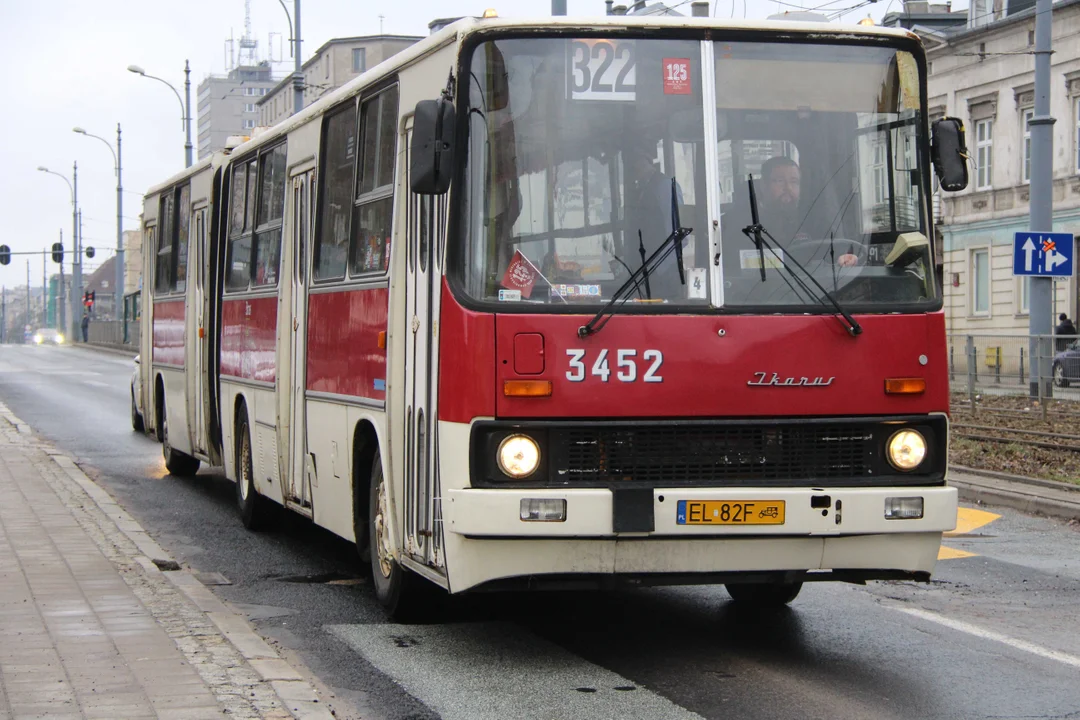 Zabytkowe autobusy i tramwaje ponownie na ulicach Łodzi - Zdjęcie główne