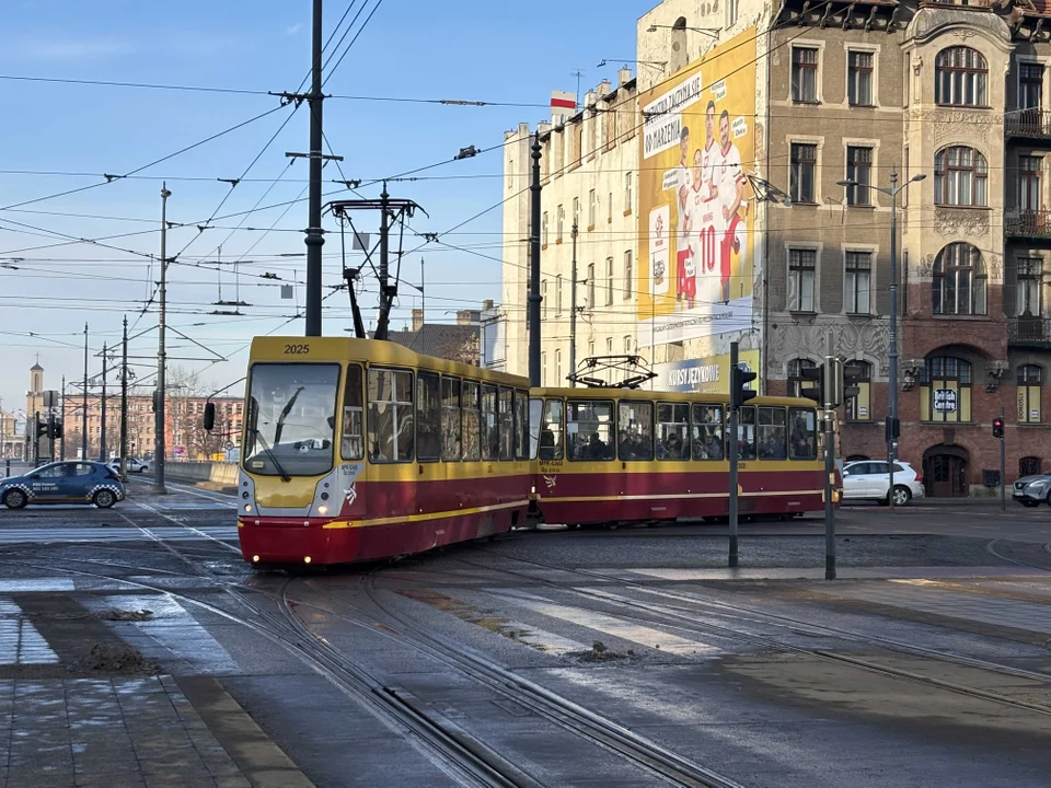 Pilna naprawa torowiska na pl. Reymonta