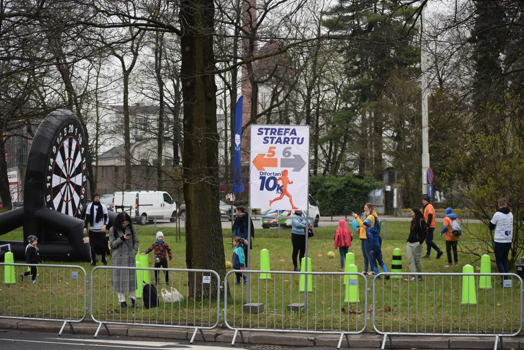 DOZ Maraton to nie tylko bieg. Mnóstwo atrakcji dla najmłodszych na Pikniku DOZ [galeria]