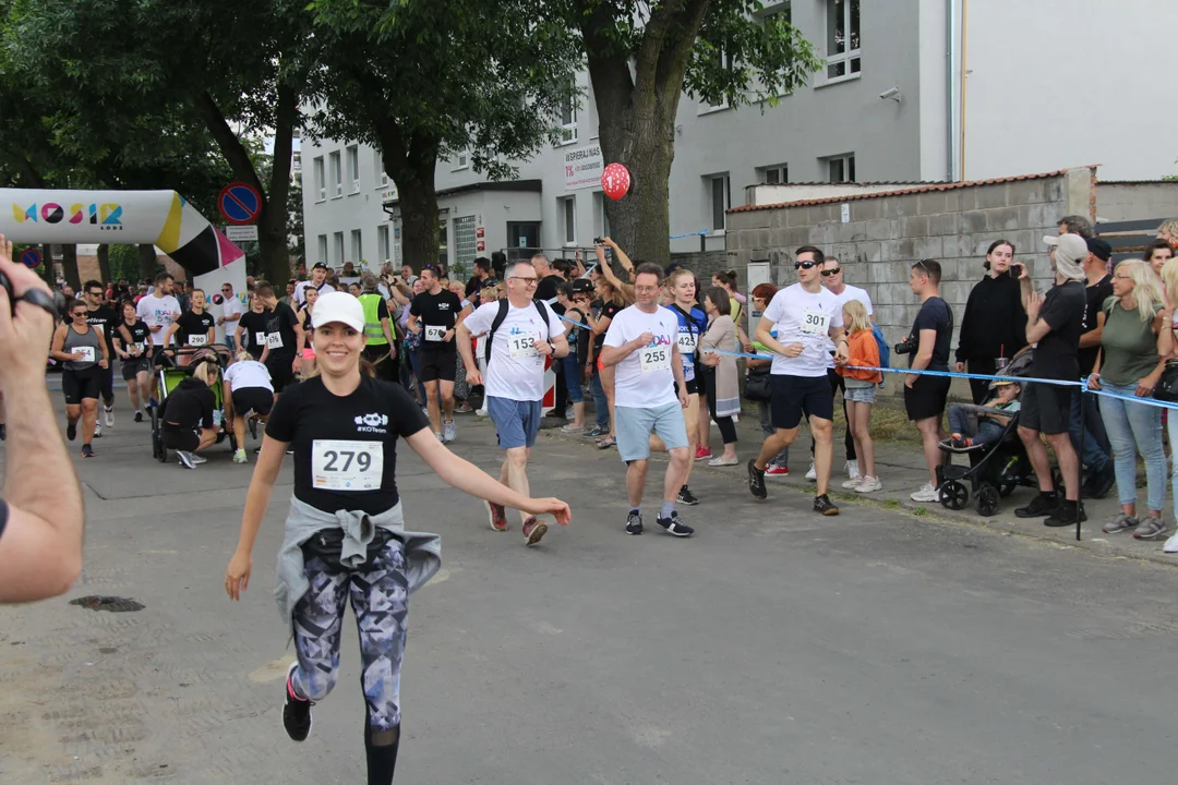 Piknik rodzinny fundacji „Daj piątaka na dzieciaka” na Bałutach