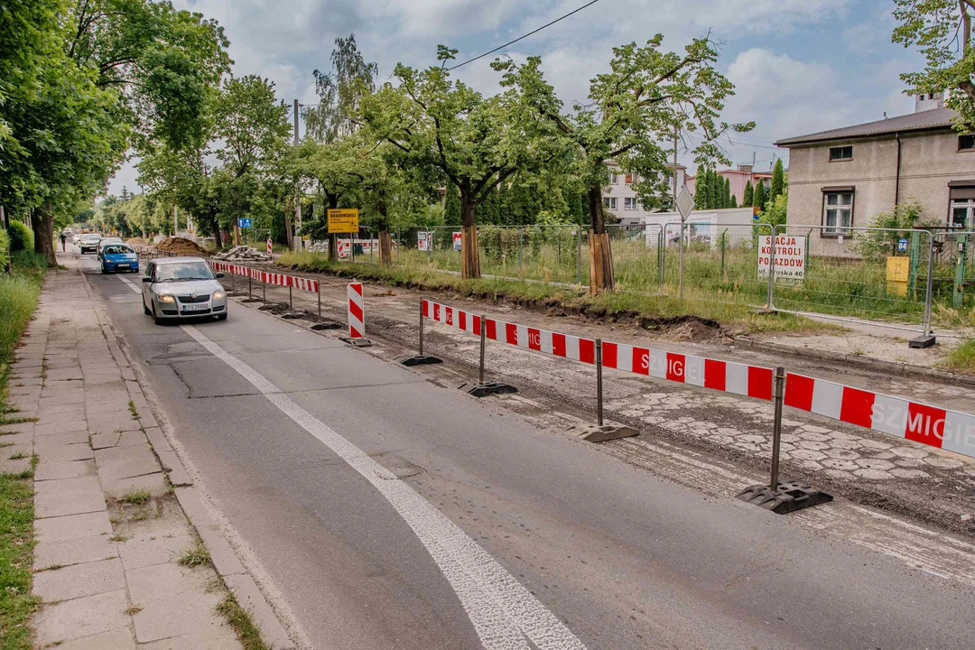 Remont ważnej ulicy na Polesiu. Na jakim jest etapie? Sprawdź, co zaplanowano na czerwiec [ZDJĘCIA] - Zdjęcie główne