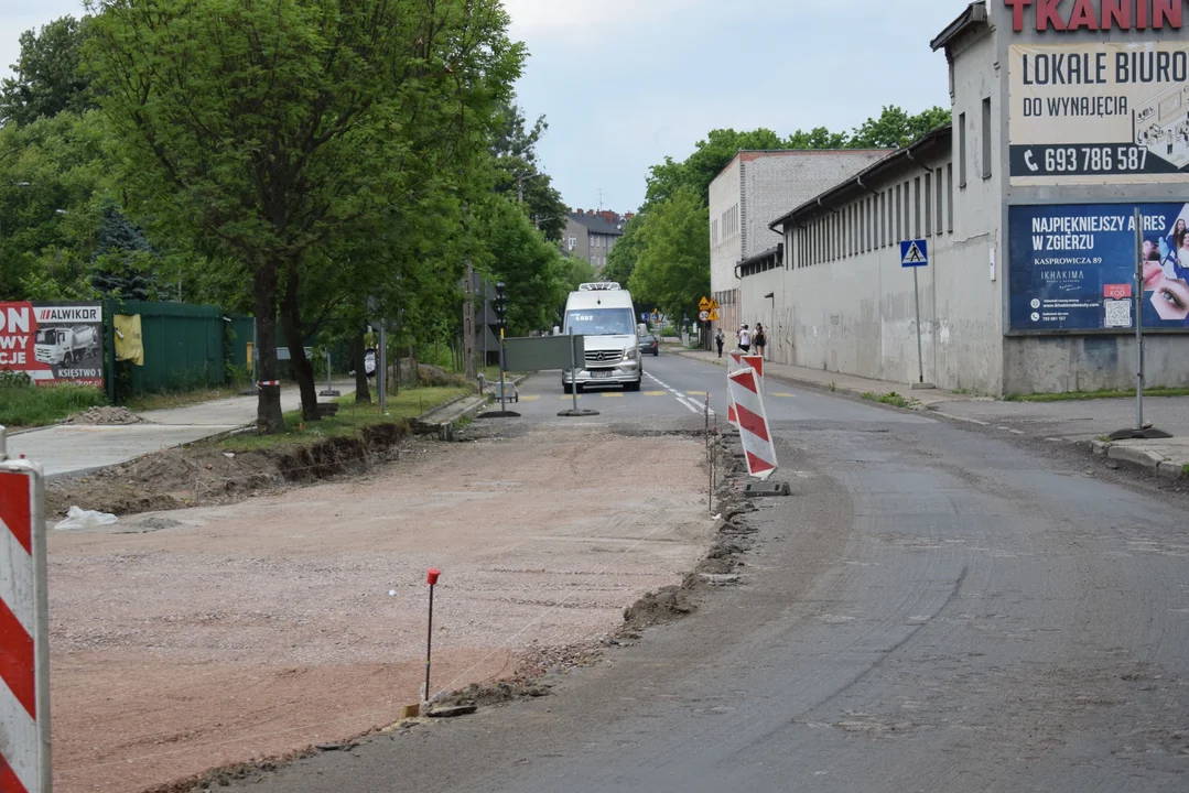 Budowa ronda na ul. 1 Maja w Zgierzu