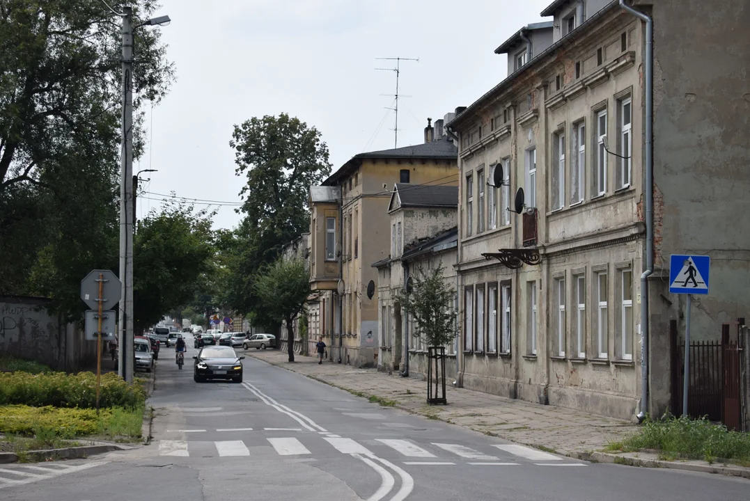 Ulica Dąbrowskiego i skrzyżowanie z 1 Maja do remontu