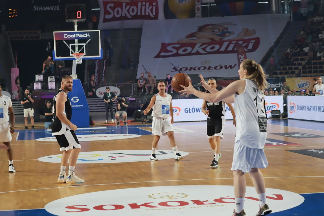 Mecz charytatywny: Gortat Team vs. Żołnierze NATO