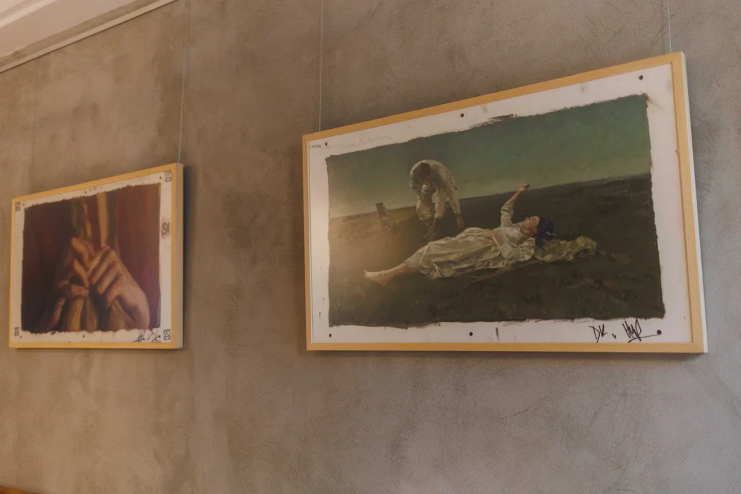 Wernisaż wystawy obrazów z filmu „Chłopi” w bistro Montag
